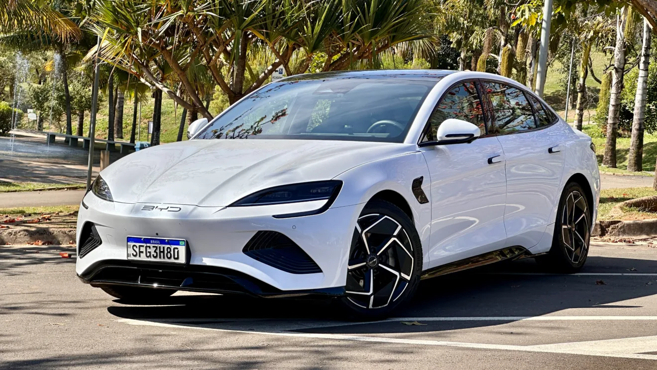 BYD Seal estacionado - Carros chineses que compraríamos