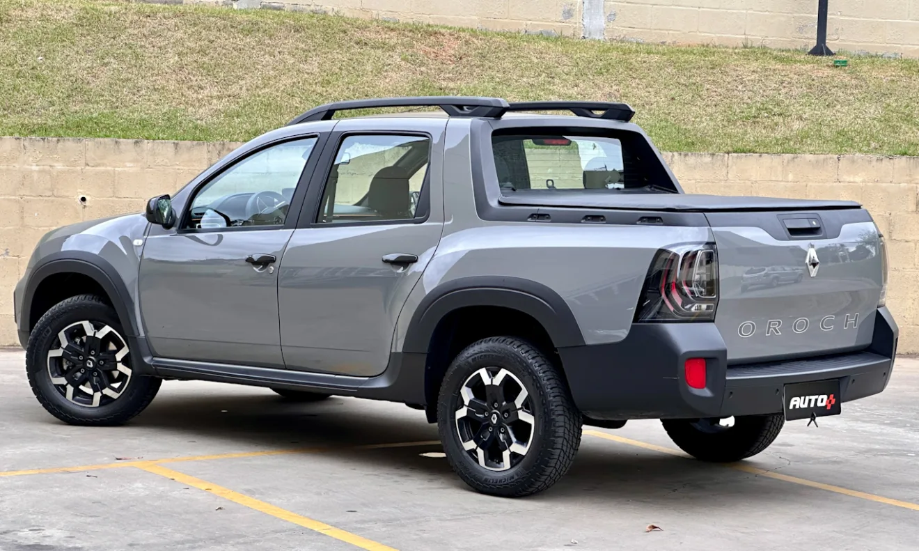 Renault Oroch Iconic cinza rato