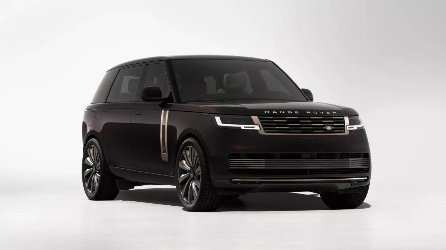 Range Rover lança série especial limitada a 12 unidades; confira