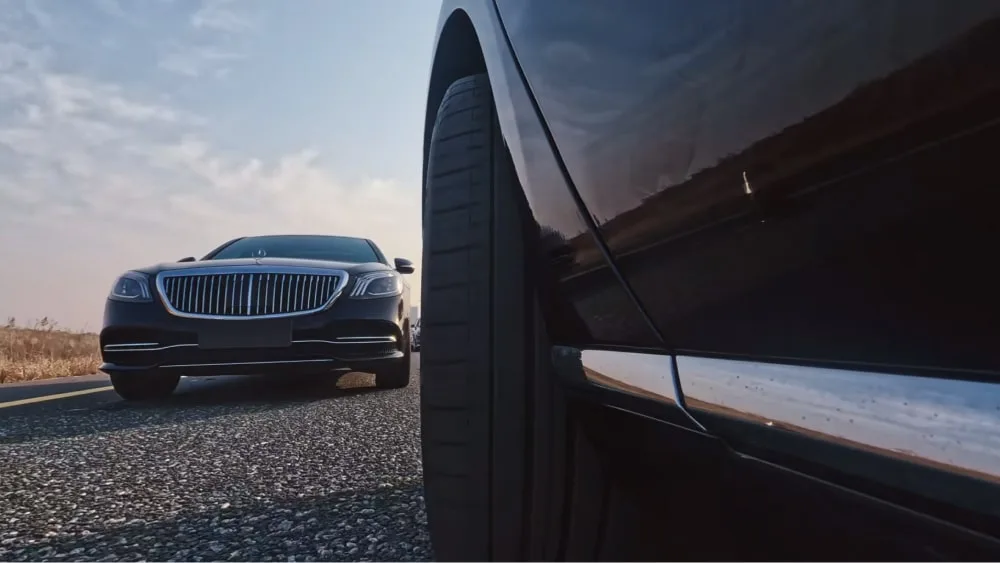 Roda traseira esterçada do Maextro S800, sedan da Huawei e JAC