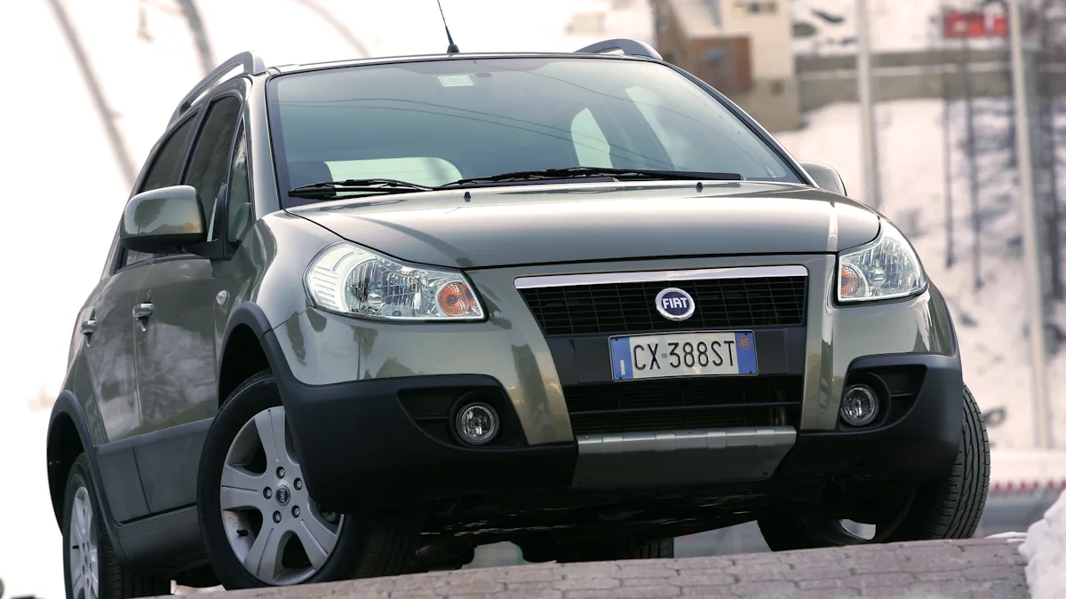 Fiat Sedici cinza de frente