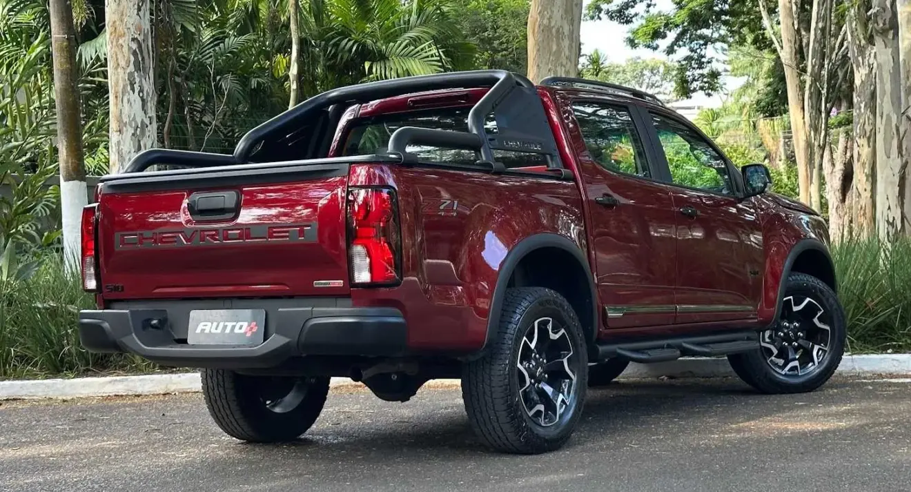 Chevrolet S10 Z71 parada de lateral-traseira