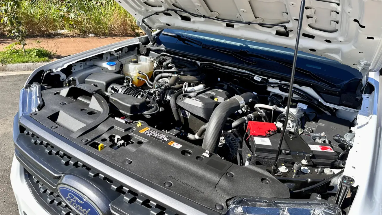 motor 2.0 turbo ford ranger black