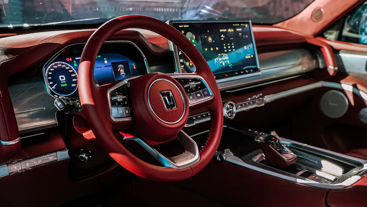 interior vermelho gwm tank 700