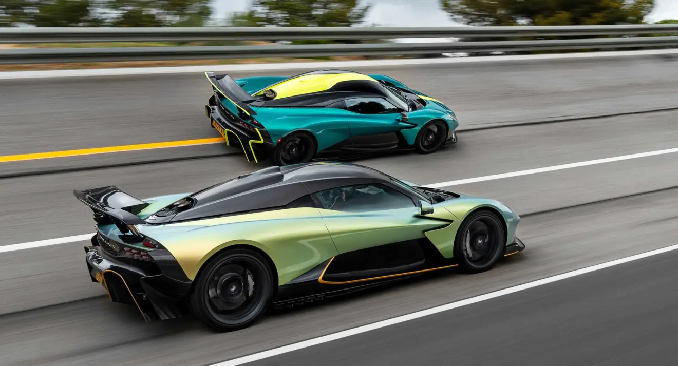 Aston Martin não terá um modelo elétrico antes de 2030