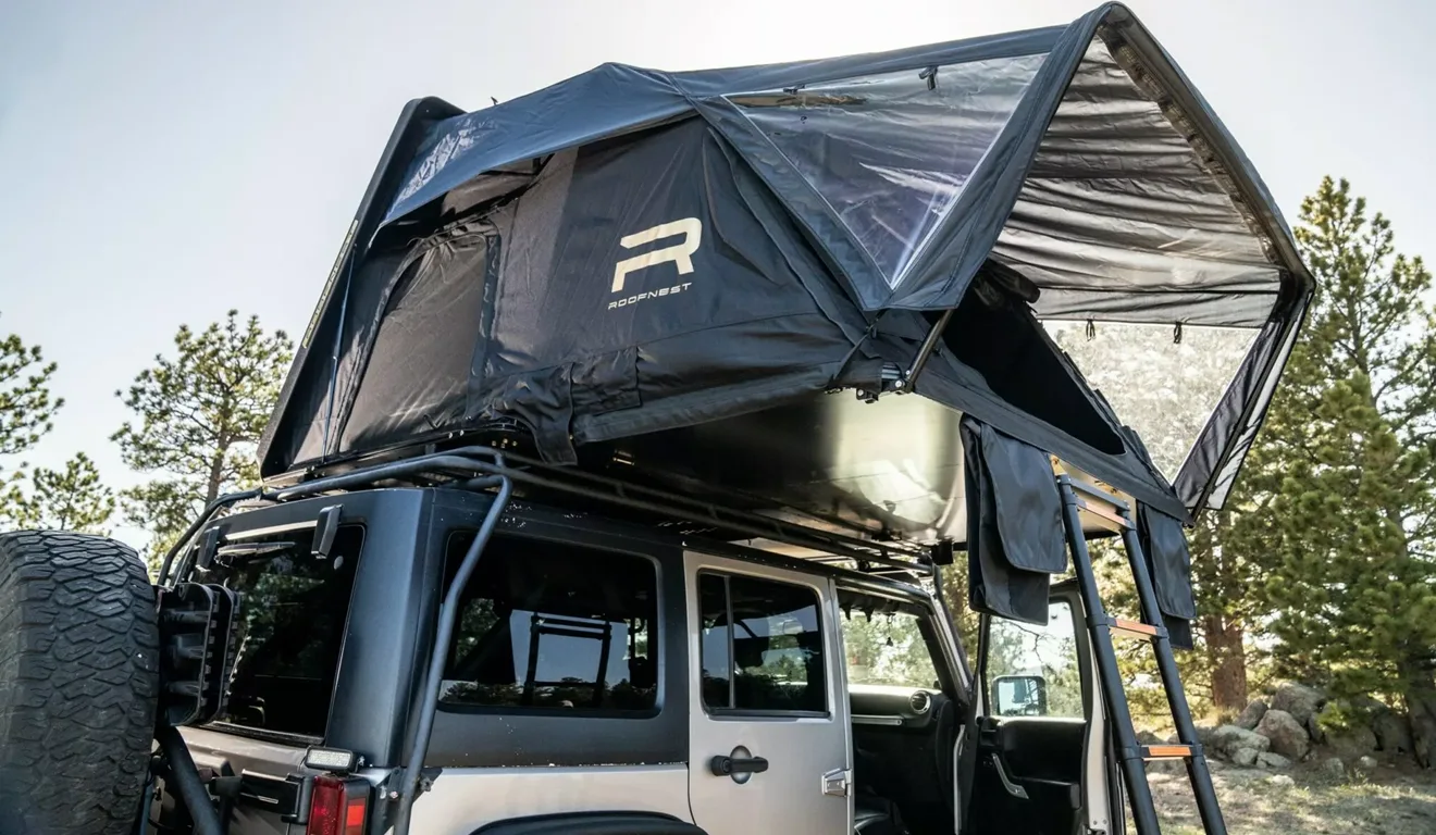 Imagem mostra barraca de teto gigante para carro