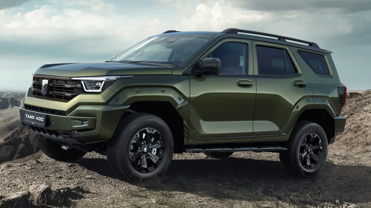 GWM Tank 400 verde de frente