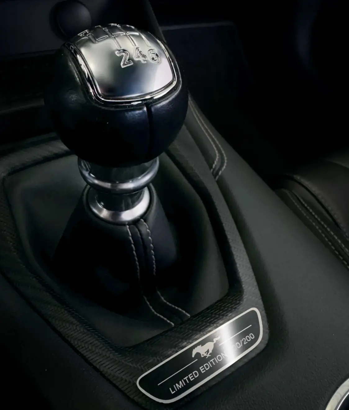 Manopla do câmbio manual do Ford Mustang