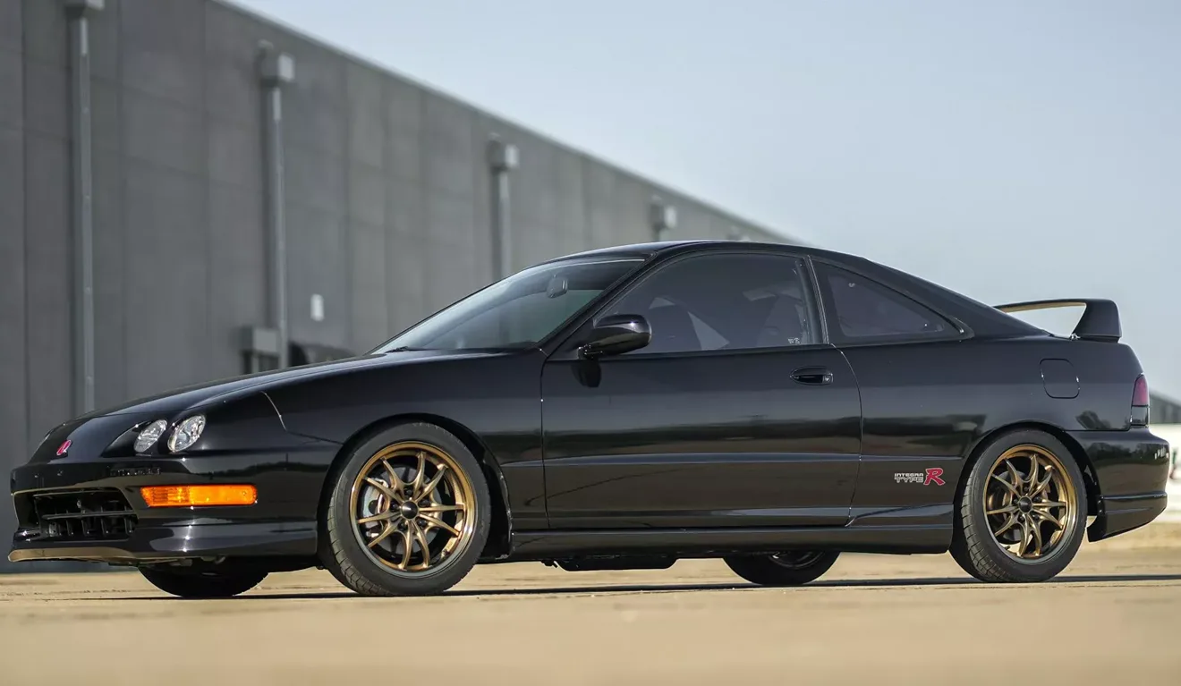 Imagem mostra Honda Acura Integra Type R - Esse carro recebeu oferta de meio milhão em leilão