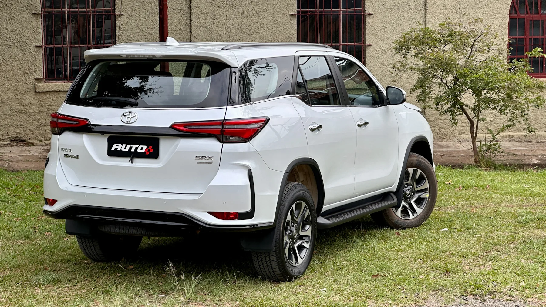 Toyota reduz preços de Hilux e SW4 em mais de R$ 54.000