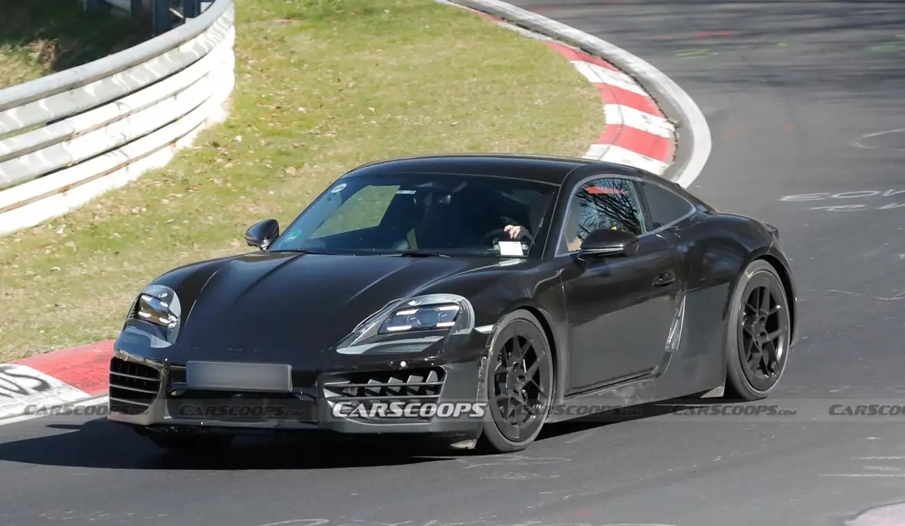 Imagem mostra flagra do novo Porsche Cayman elétrico na pista de testes