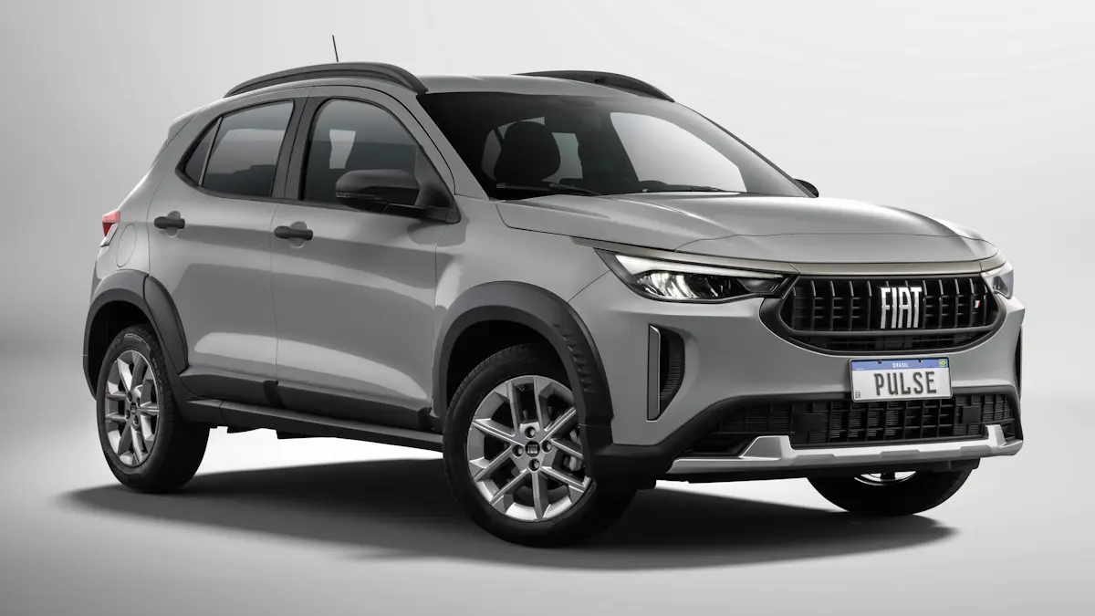 frente do Fiat Pulse Drive automático prata 2026