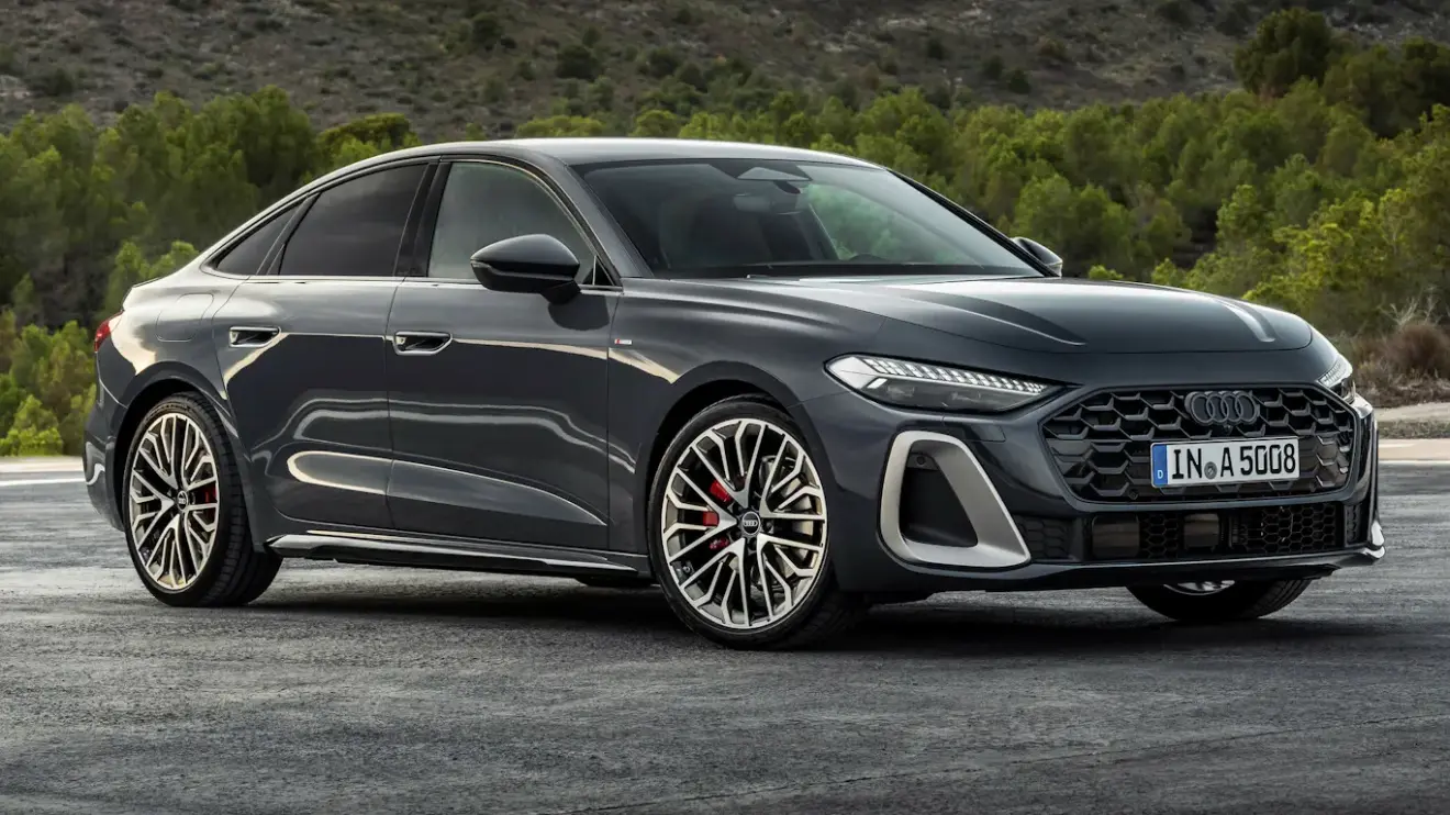 Novo Audi A5 2026 cinza com detalhes claros, DRL's acesos e visto de lado