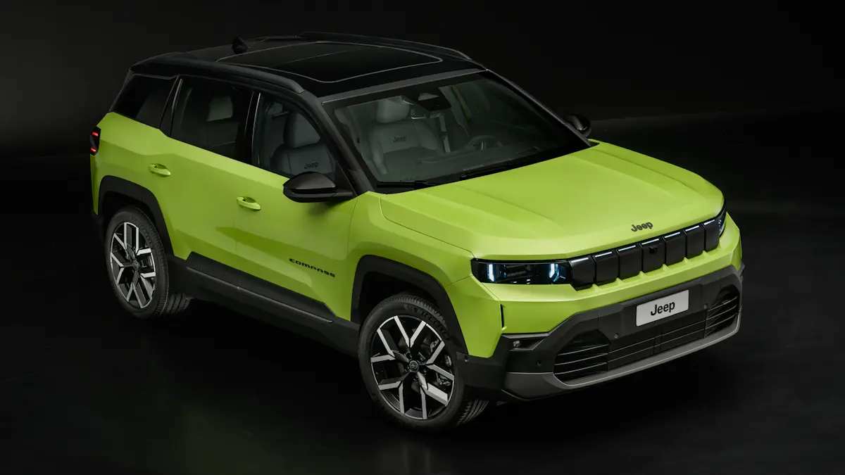 jeep compass europeu verde de frente
