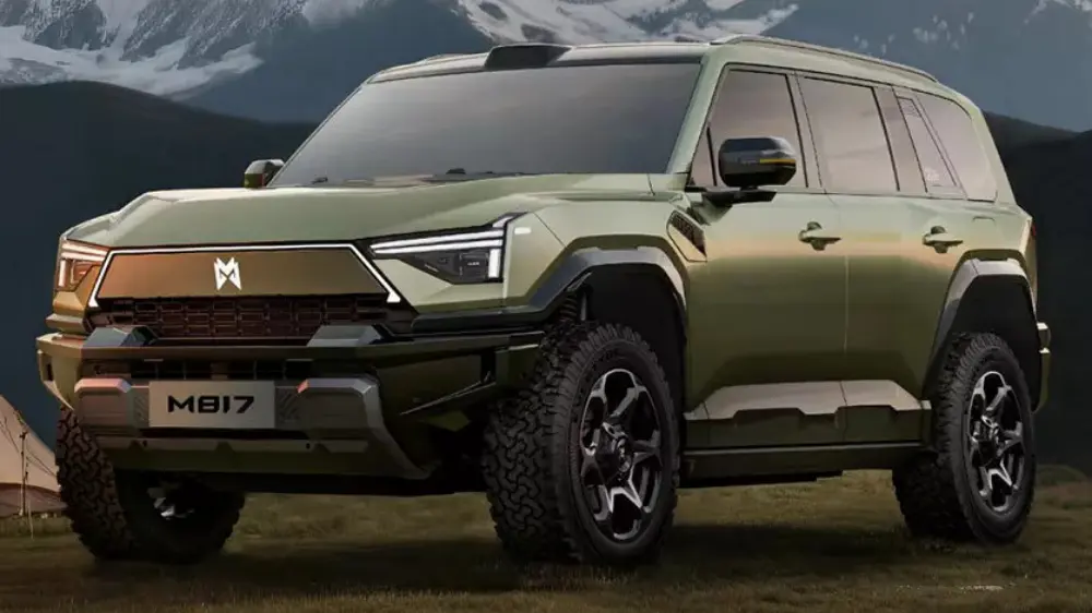 Dongfeng M-Hero M817 esverdeado, visto de lado com DRL's acesos