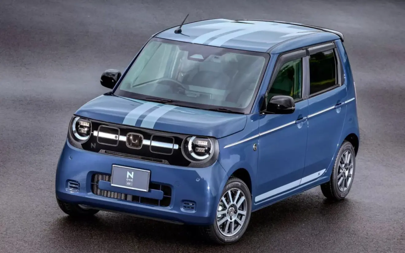 Honda N-One e: azul, visto de frente