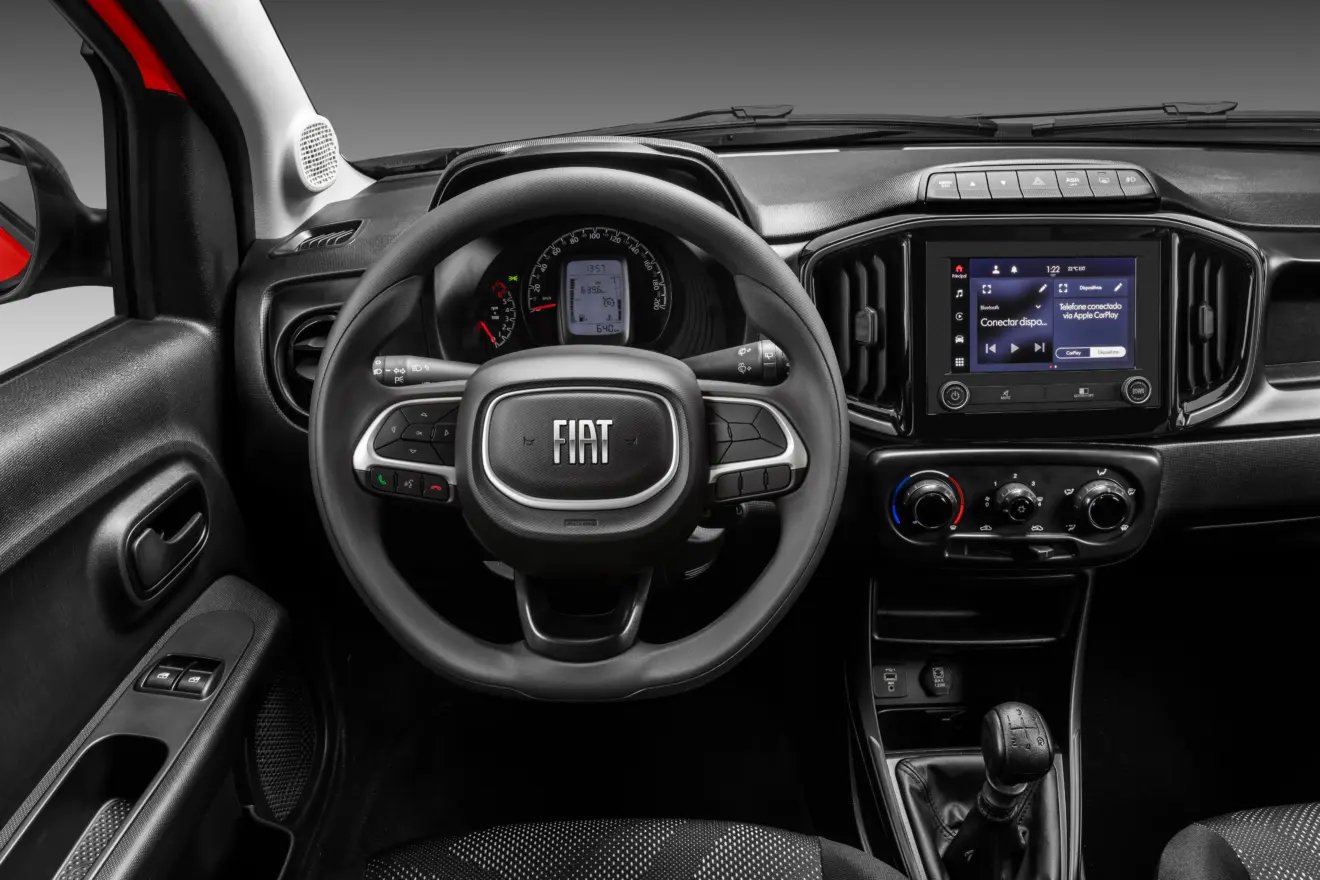 Interior do Fiat Mobi Trekking 2026