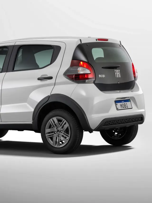 Fiat Mobi Like 2026 branco visto de trás