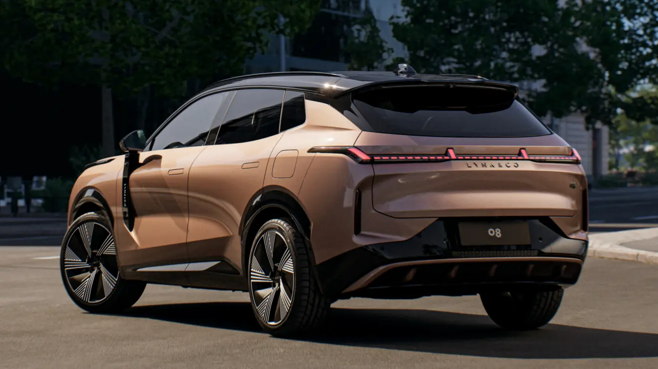 Lynk & Co 08 cobre de traseira