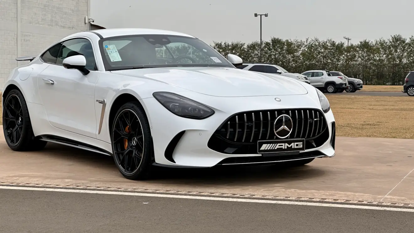 Mercedes-Benz AMG GT [Auto+ / João Brigato]