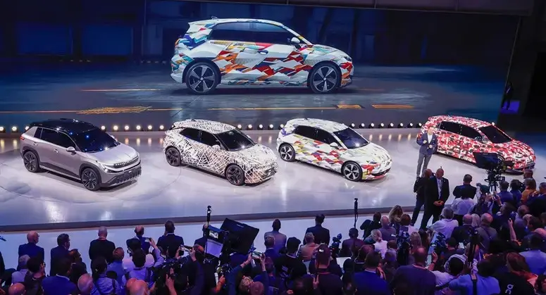 Salão de Munique, na Alemanha, marcou os carros híbridos e equipados com motores a combustão