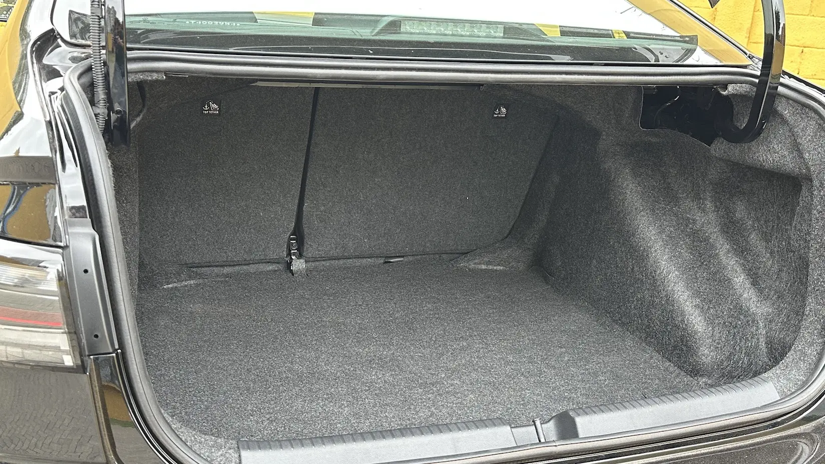 Porta-malas do Volkswagen Virtus Exclusive 250 TSI