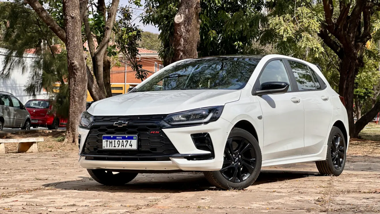 Chevrolet Onix RS [Auto+ / João Brigato]