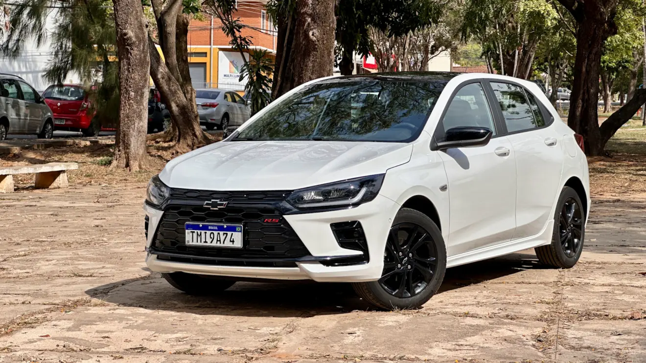 Chevrolet Onix RS [Auto+ / João Brigato]