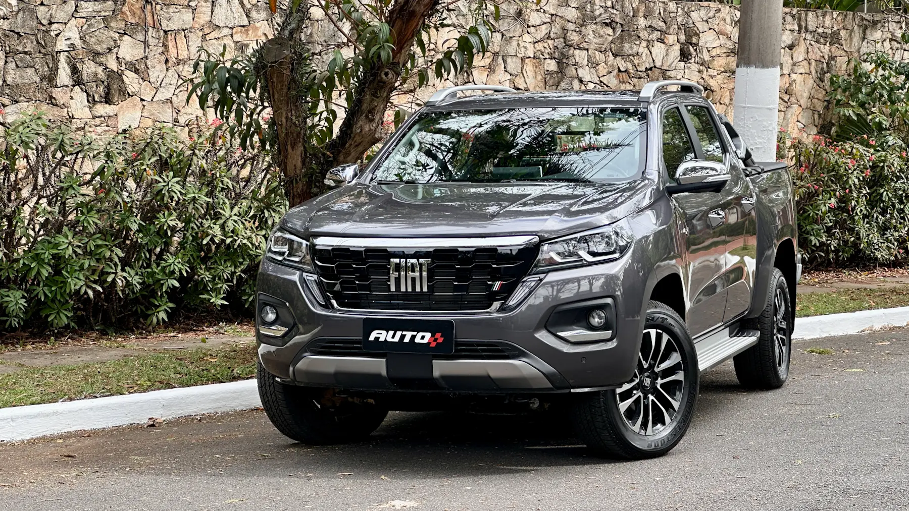 5 carros vendidos por marcas que não os desenvolveram