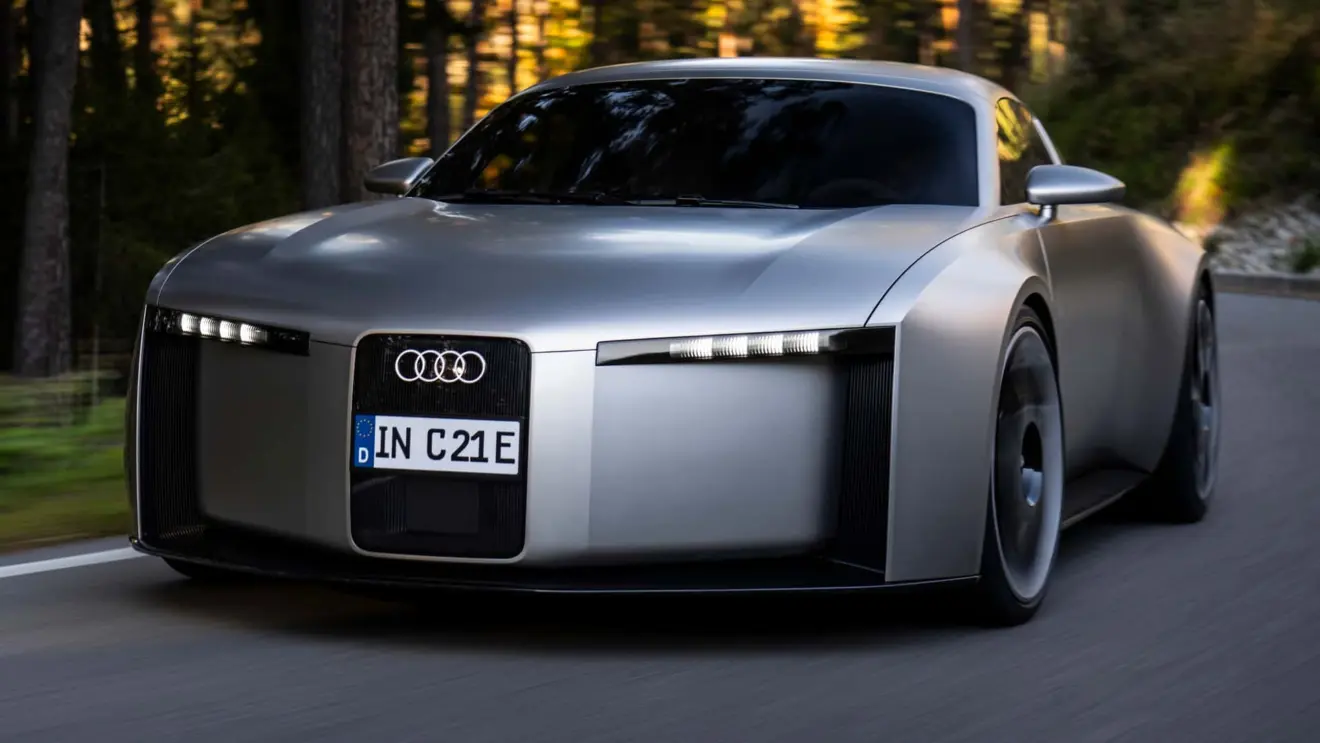 Audi Concept C em movimento na estrada
