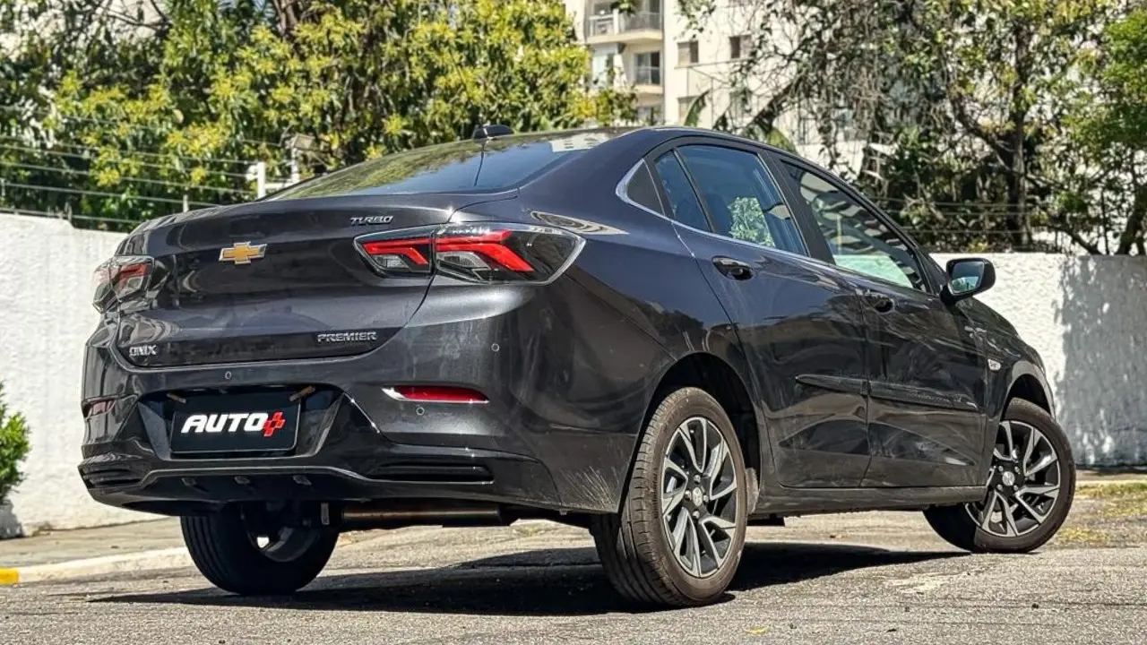 Chevrolet Onix Plus Premier 2026 estático