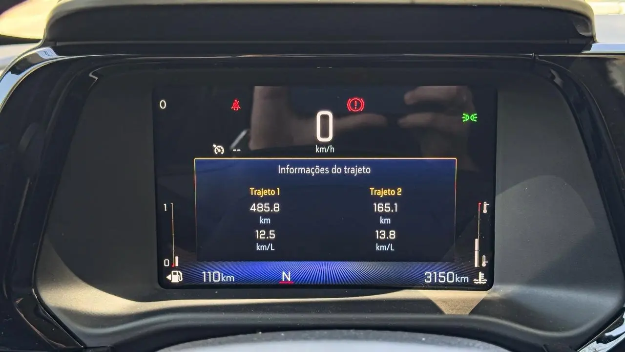 Interior do Chevrolet Onix Plus Premier 2026