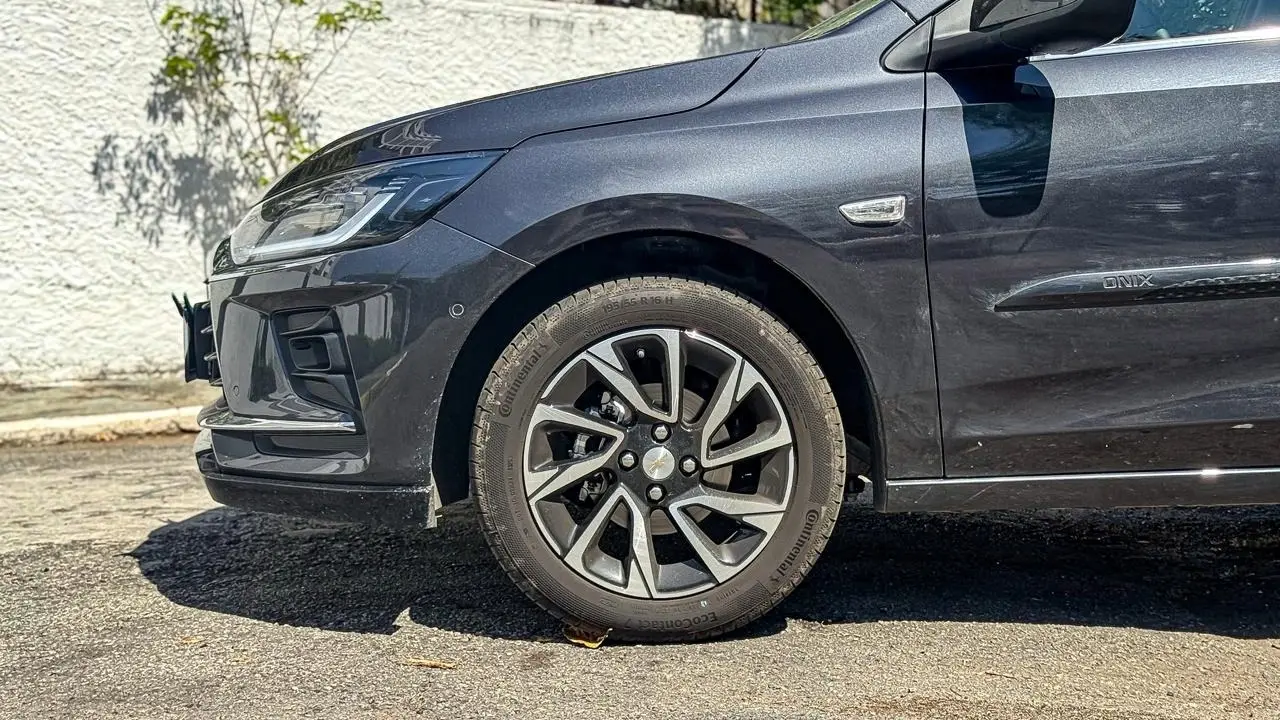 Chevrolet Onix Plus Premier 2026 estático