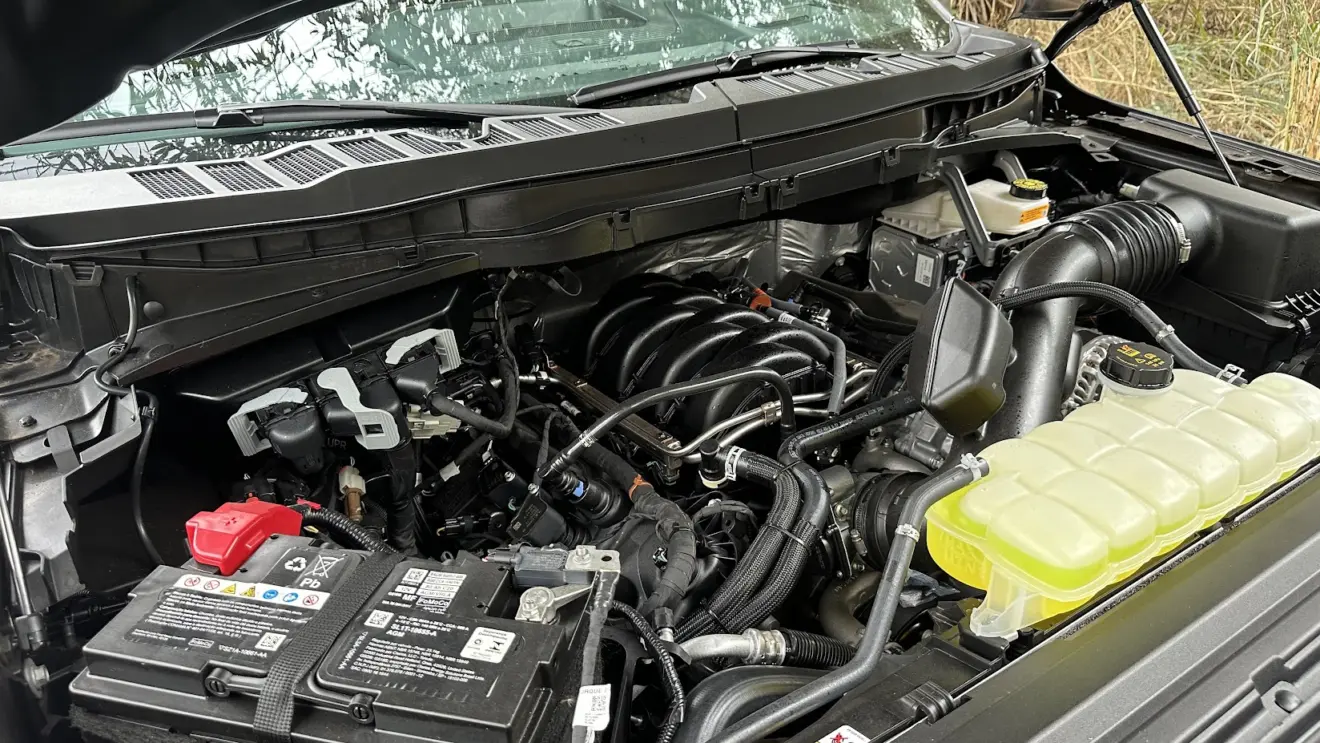 Motor V8 5.0 naturalmente aspirado da Ford F-150 Tremor