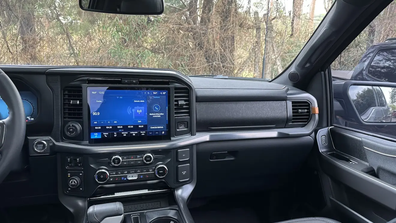 Painel da Ford F-150 Tremor