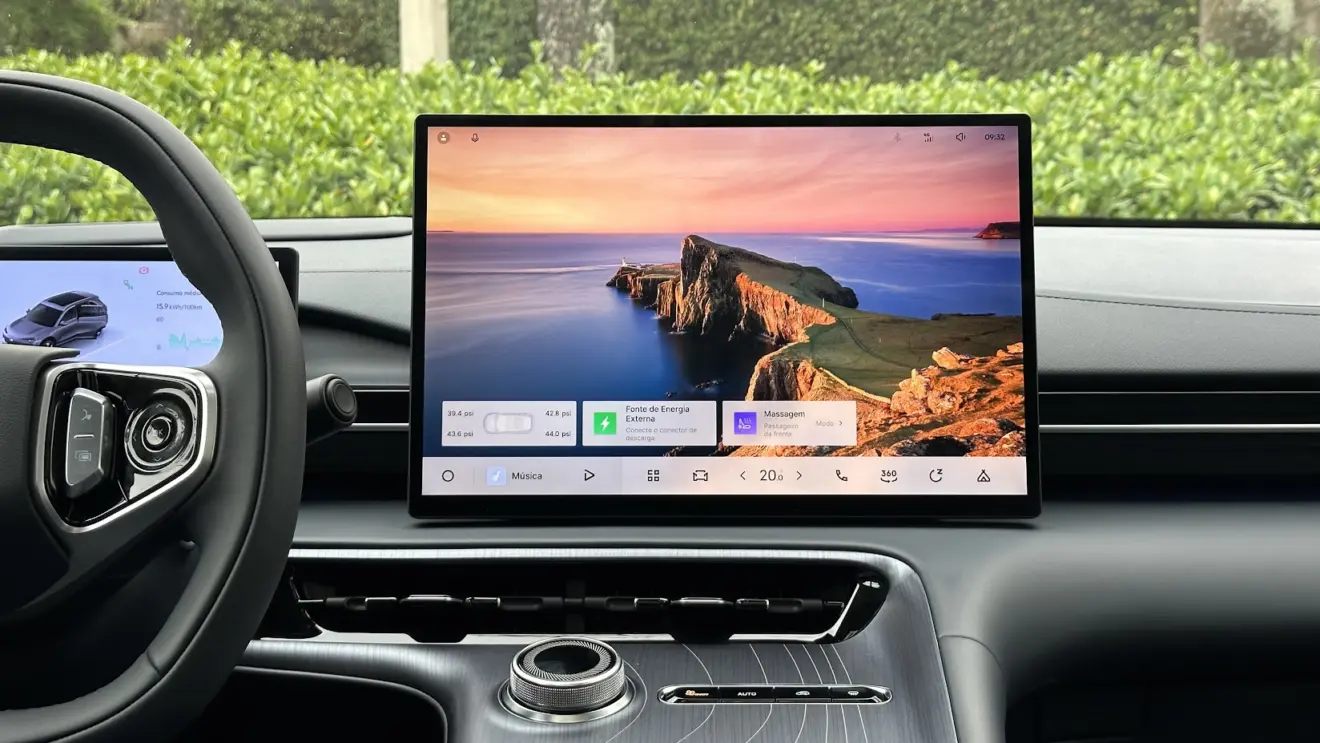 Multimídia do Geely EX5 Max