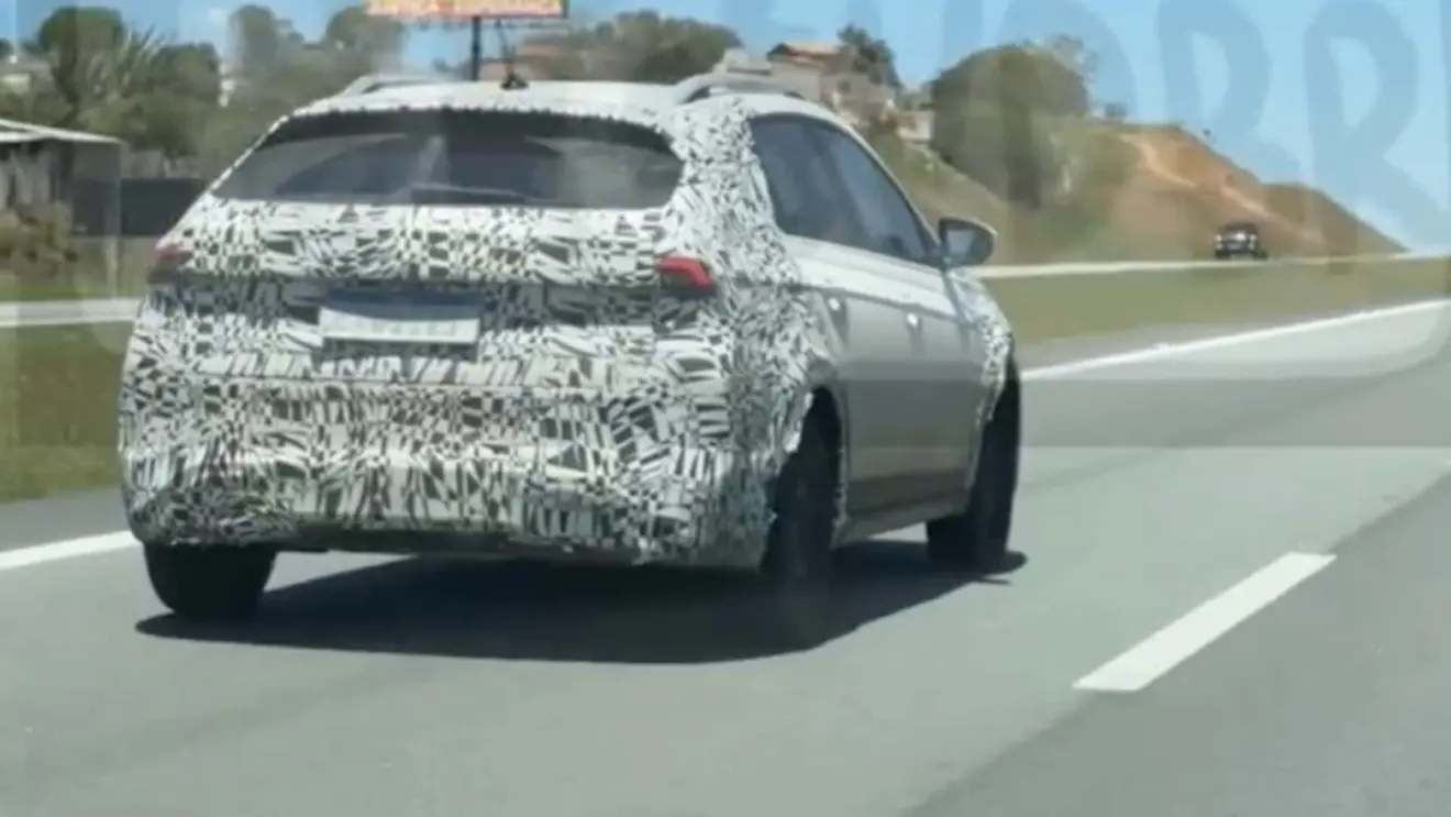 Novo SUV da Volkswagen sob forte camuflagem de traseira