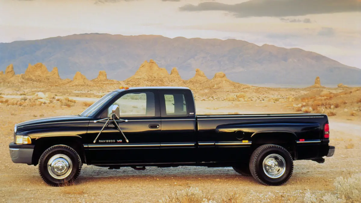 Dodge Ram Club Cab 3500 [divulgação]