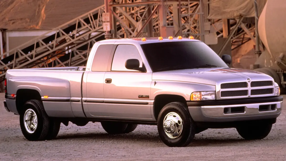 Dodge Ram Club Cab 3500 [divulgação]
