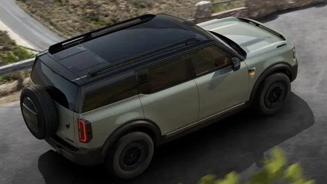 Ford Bronco elétrico cinza visto de cima