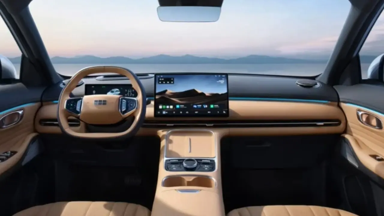 Interior do Geely Starship 7