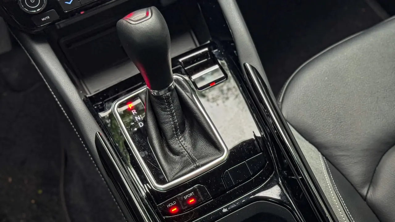 Jeep Commander Limited e seu interior para avaliação