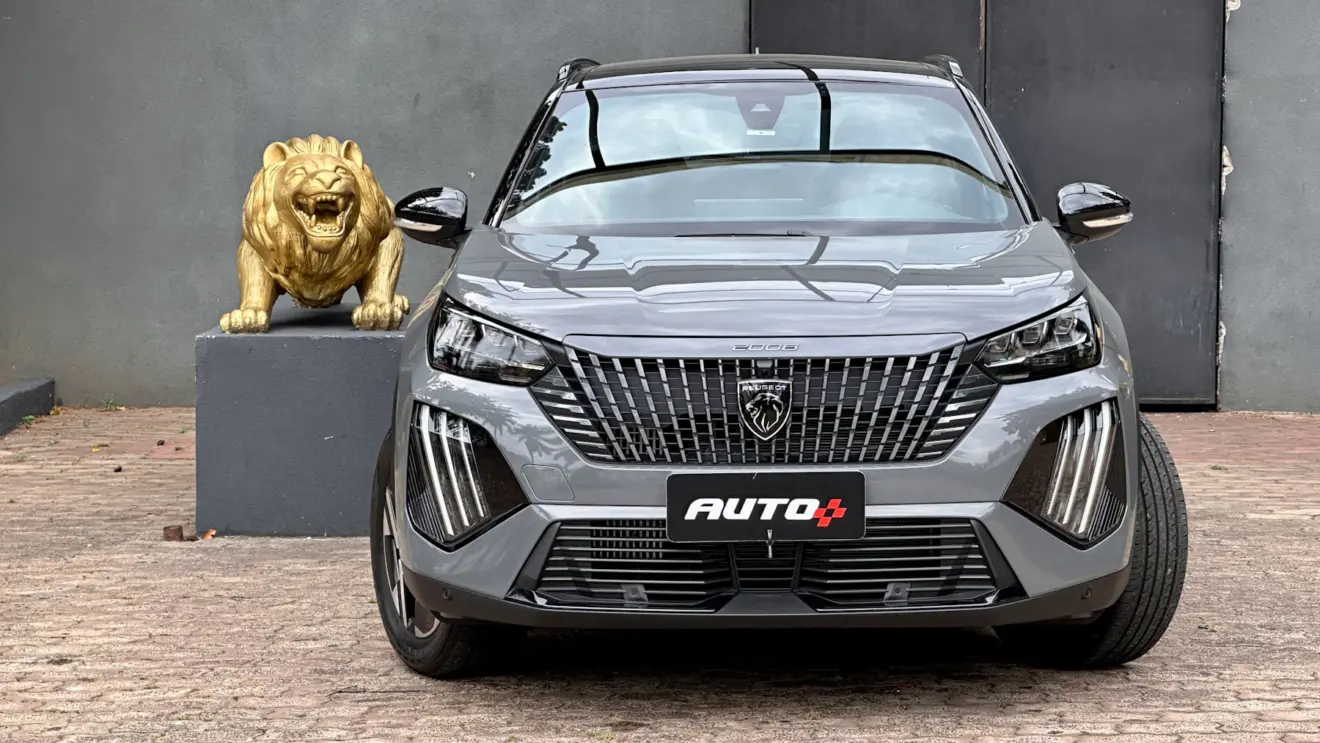 Peugeot 2008 GT [Auto+ / João Brigato]