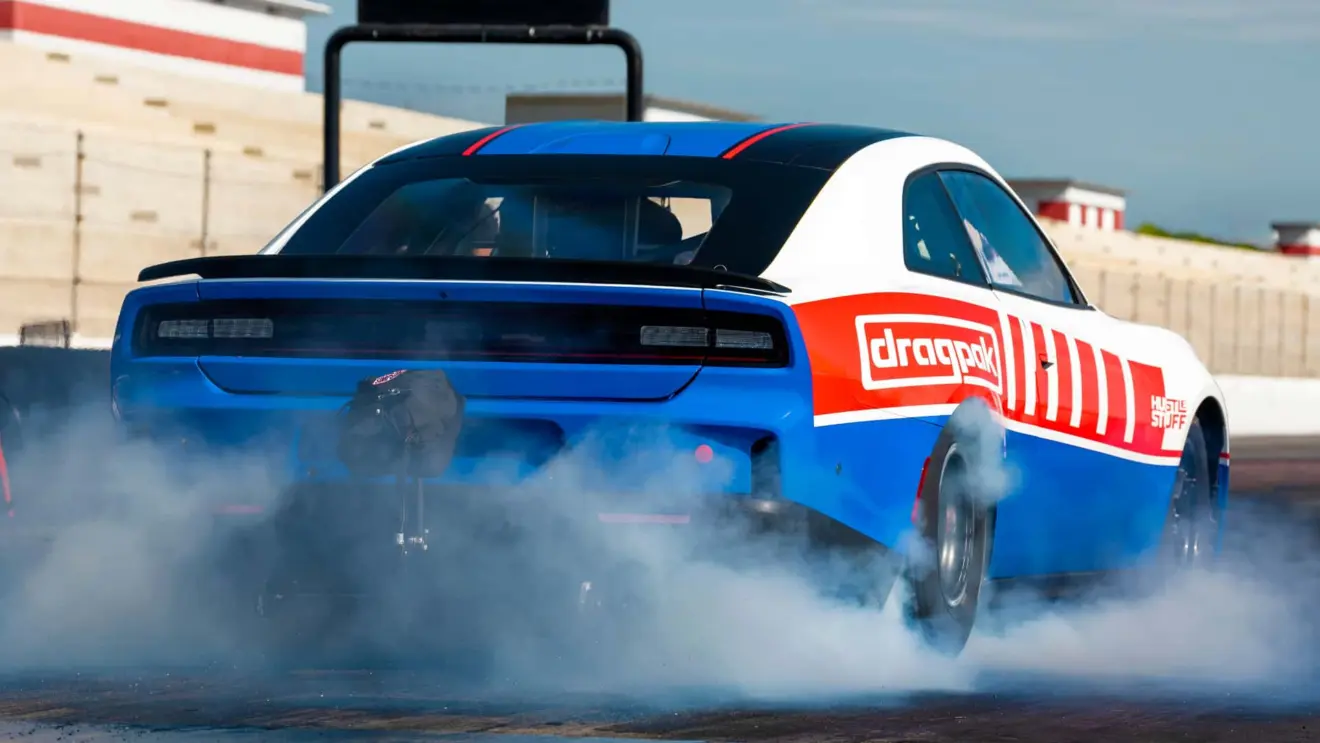 Dodge Charger Hustle Stuff Drag Pack 2025