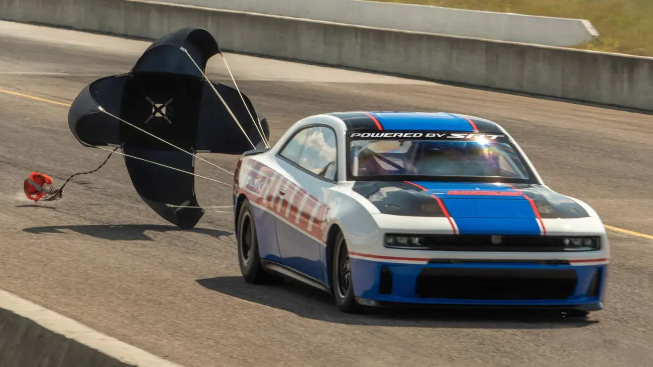 Dodge Charger Hustle Stuff Drag Pack 2025