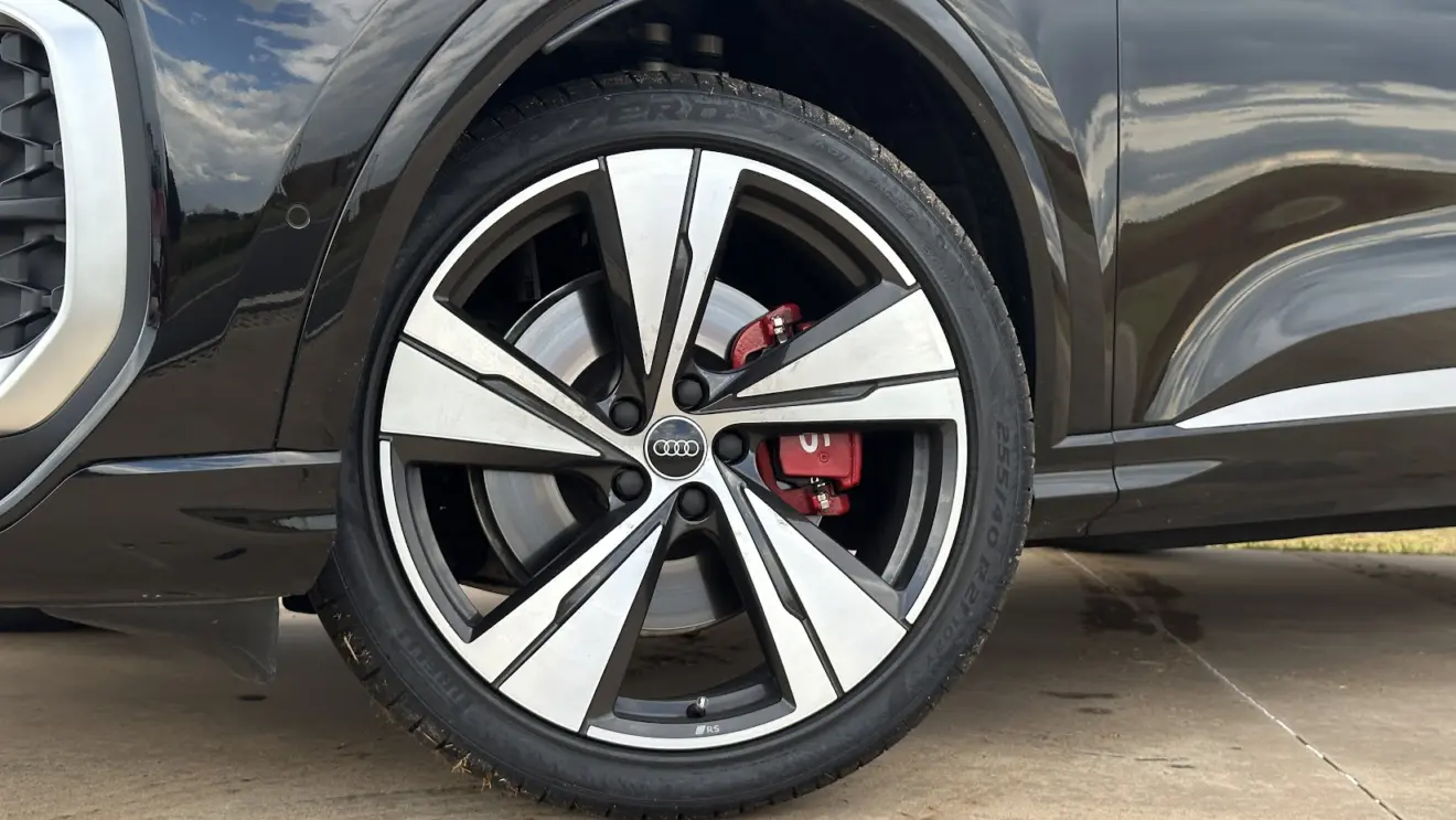 Rodas de 21 polegadas do Audi SQ5 Sportback