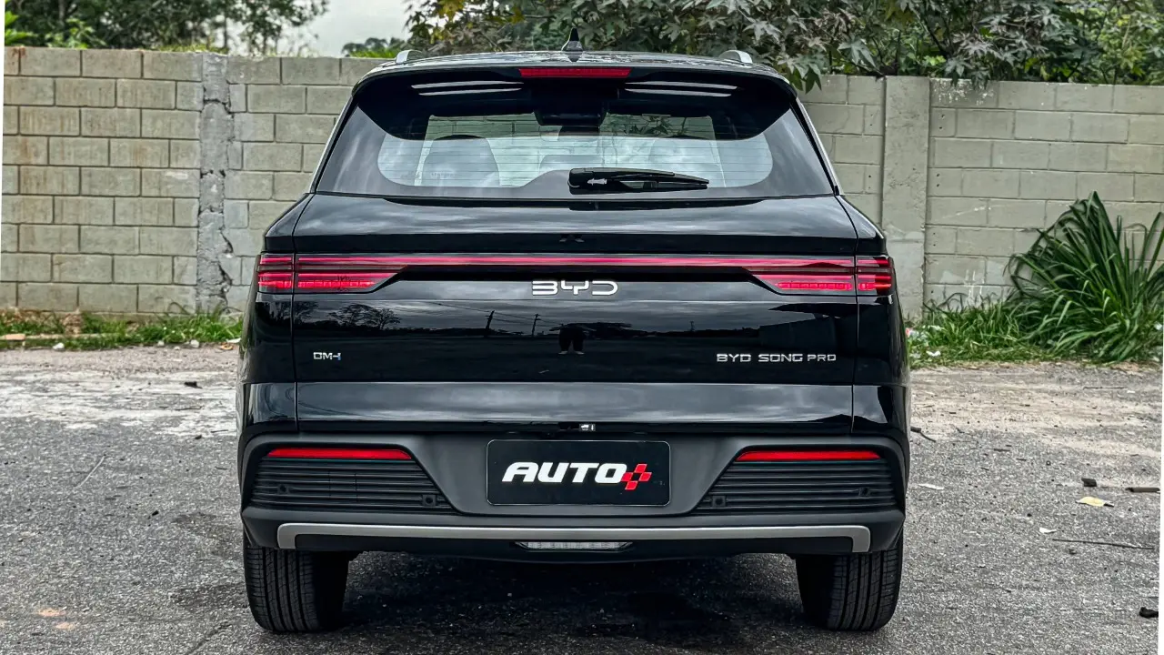 BYD Song Pro GS 2026 preto estático para avaliação
