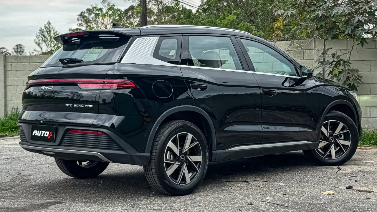 BYD Song Pro GS 2026 preto estático para avaliação