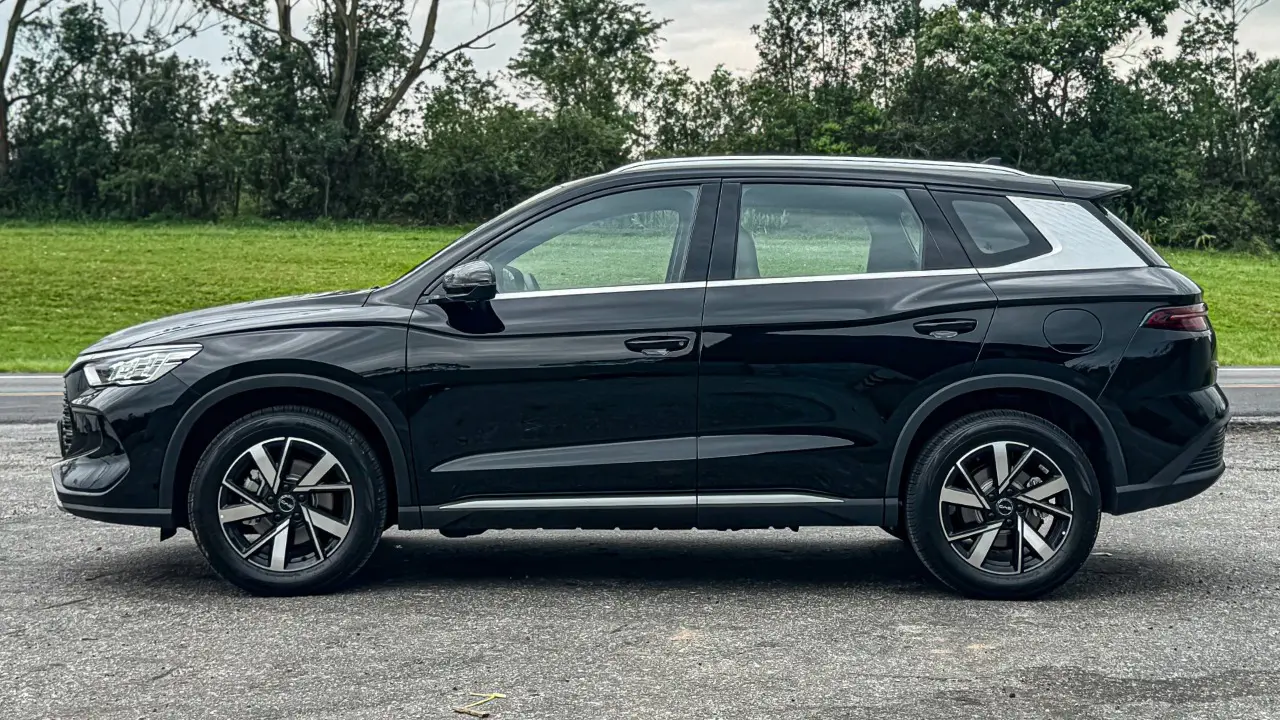 BYD Song Pro GS 2026 preto estático para avaliação