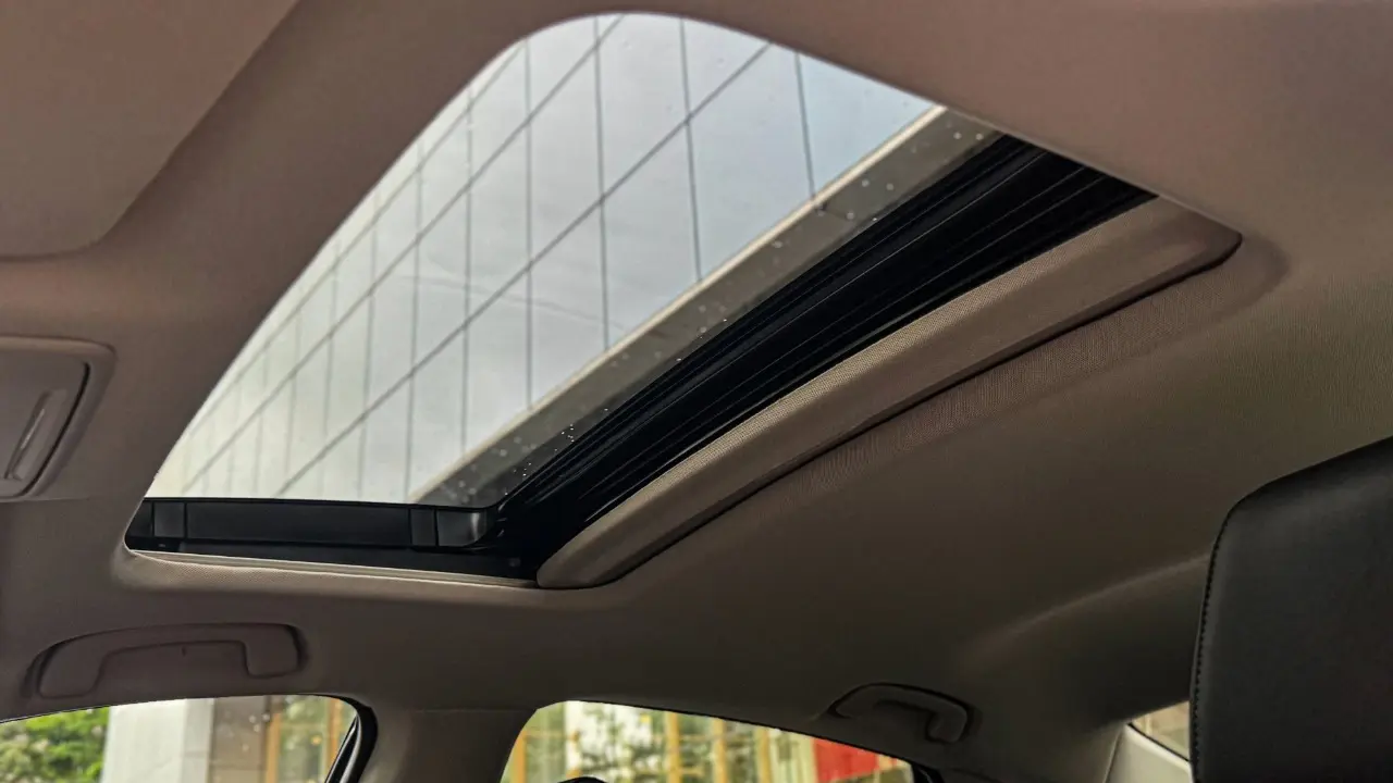 Honda Accord interior avaliação